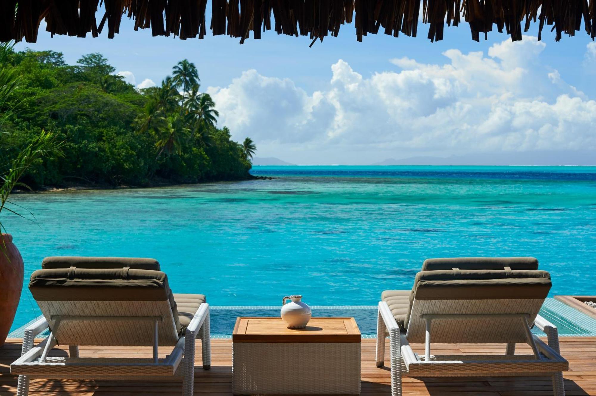 Royal Pool Overwater Villa,1758329853:JPEG
