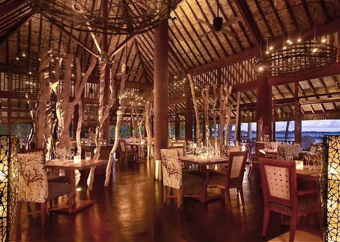 Familienhotel: Four Seasons Resort Bora Bora